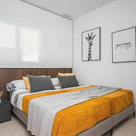 Poolside Apartment Torrevieja