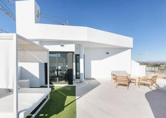 Apartment Poolside *